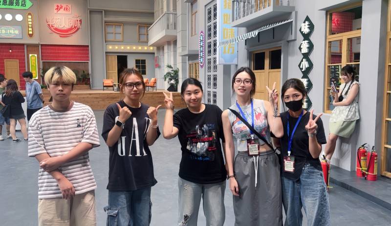 影视化妆学校环境